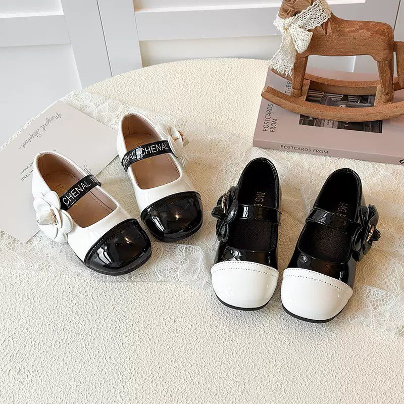 Girls' Flat Shoes 2026 Spring New Children's French Bow Princess Shoes Small Chanel-Style Shallow Mouth Girls' Leather Shoes