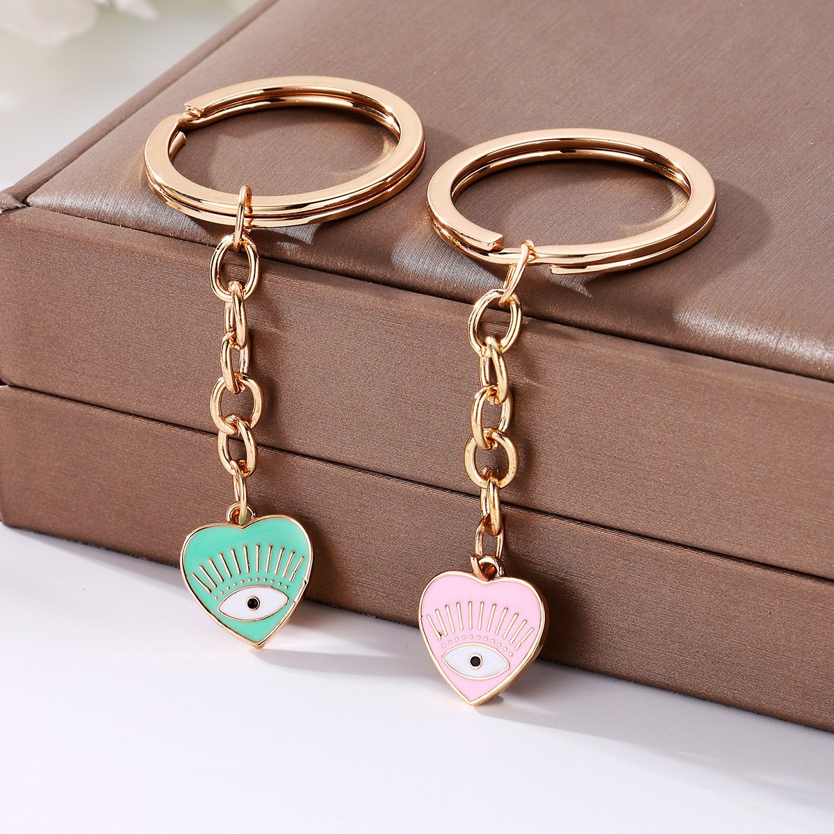 21g Weight 1 Pair IG Style Devil'S Eye Fruit Heart Shape Alloy Enamel Bag Pendant Keychain
