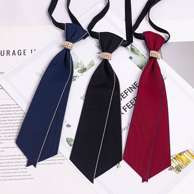 Bow tie