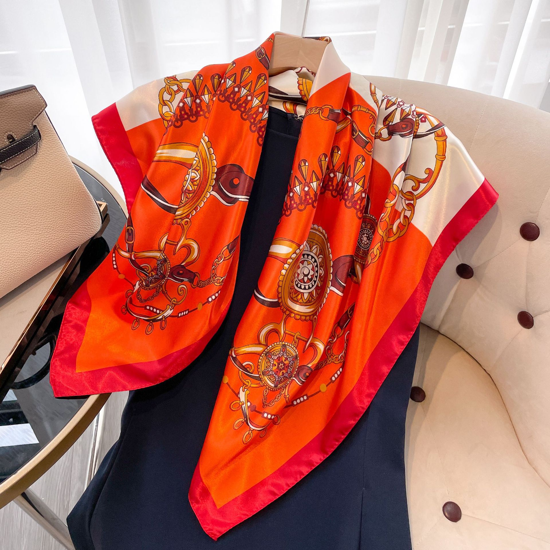 Écharpe de cetim estampada mulher grande xale verão proteção_voghion.com