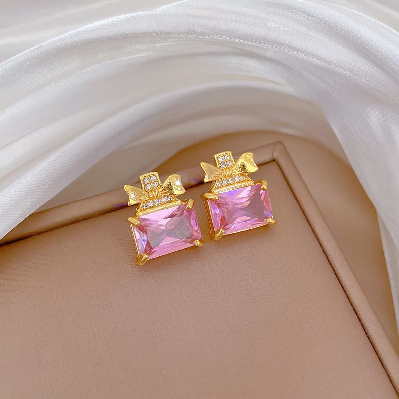 Set collana e orecchini a farfalla con boccetta di profumo_voghion.com