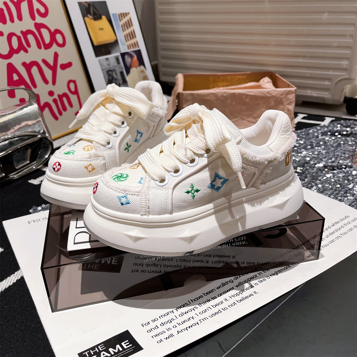 Star Embroidered Canvas Shoes Thick-Soled Platform Casual Shoes Sneakers Bread Shoes Heightening Small People 6cm White Shoes for Women