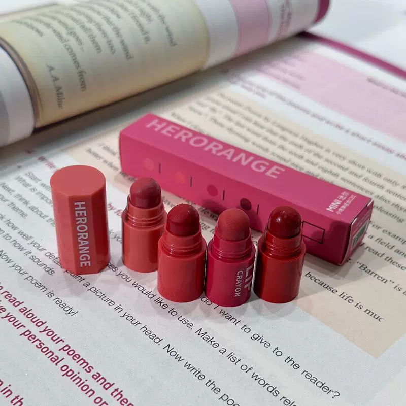 Мини-набор помад Lipstick (HERORANGE) мини-матовый многоцветный набор, градиентный карандаш, 4 цвета