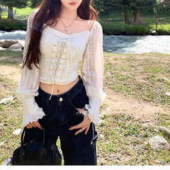 前売り蝶暗紋刺繍レース白シャツ女性デザイン感秋気質上着