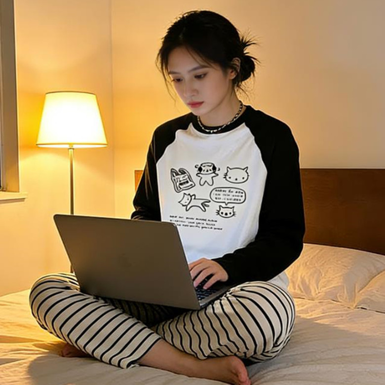 검은색 삽입 흰색 펜 라인 음악 고양이 얇은 바지 더블 길이