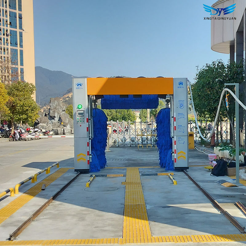 Fábrica directa venta automática lavadora de coches portal recíproco equipo de lavado de coches estacionamiento de servicio no tripulado