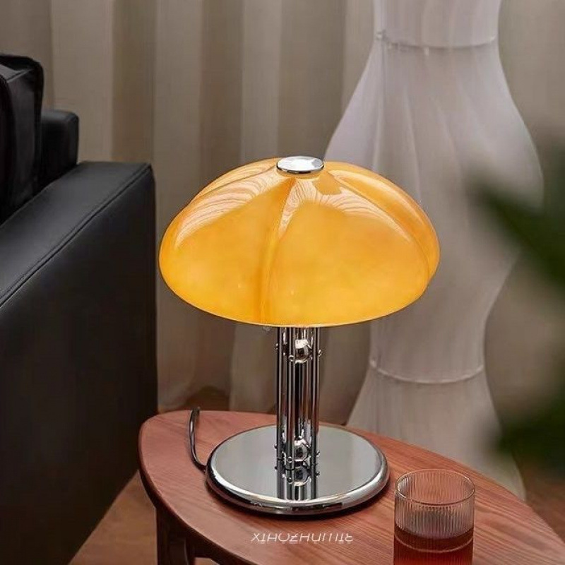 中古韓国バウハウス寝室キノコテーブルランプハイエンド充電ベッドサイドデザイナーカボチャテーブルランプルーム卸売|undefined