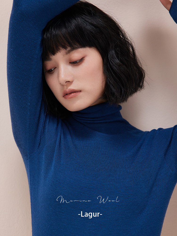 トップスは新年の赤色、シームレスな一体型揚子紡績100％ウールニット、女性用スリムフィットハイネックセーター