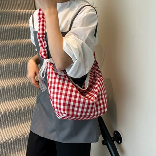 慵懒文艺风复古红白格托特包女2025新款大容量百搭通勤单肩斜挎包