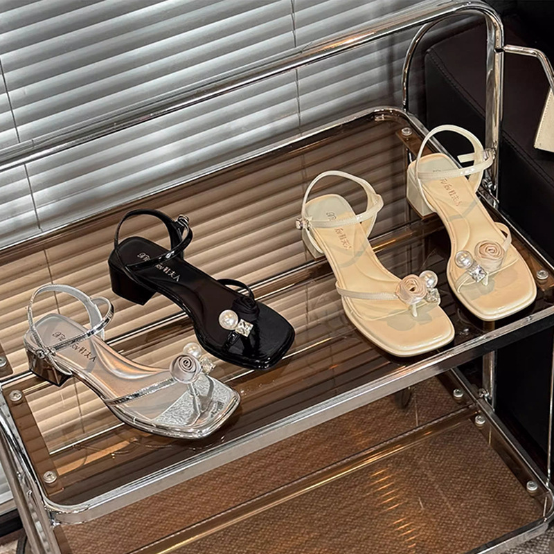 French High-End Pearl Slip-On Silver Sandals for Women Summer 2025 New One-Line Buckle Strap Beautiful Fairy Shoes