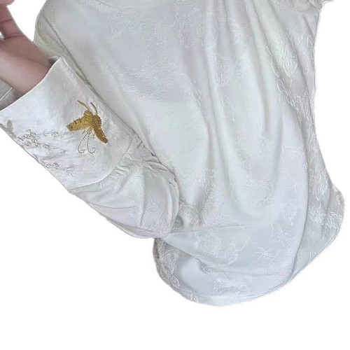 Light Luxury Chinese-style 2025 Spring Collection: New Chinese-Style Base Shirt with Elegant, Fashionable Embroidery for Women