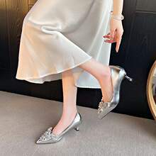 2025高跟鞋气质浅口尖头新款单鞋法式水钻花朵超仙婚鞋女鞋