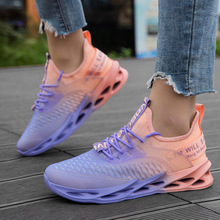 ŮЬ�羳�r�ж��ɫ��H�w��Ь��a���e�ܲ��\��Ь͸����p�㳱Ь