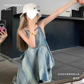 厂家直销法式复古扎染吊带连衣裙女夏季宽松慵懒风三亚海边度假沙