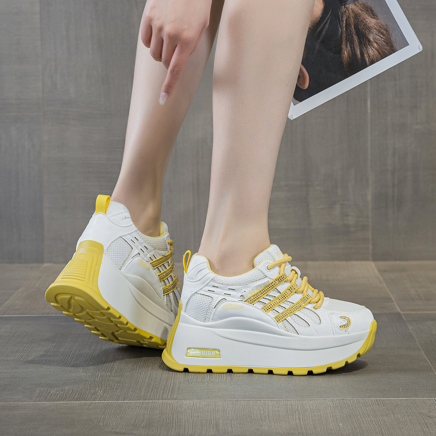 Giày sneaker nữ đế dày tăng chiều cao lưới thoáng khí mùa hè — Tím 5039, Trắng 5039, Vàng 5039