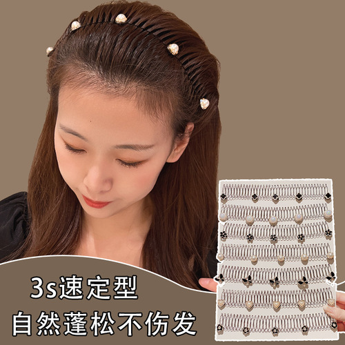 Fashionable four-leaf clover beads Korean style bangs broken hair artifact finishing comb back of the head hair comb rhinestone headband hairpin