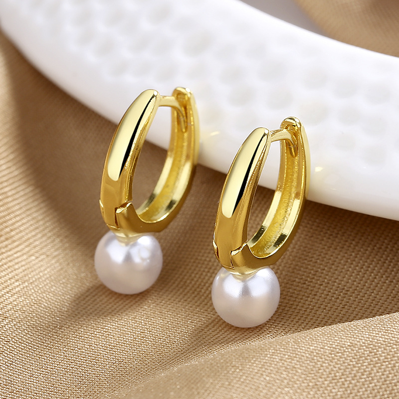 1 Pair Ig Style U Shape Imitation Pearl Copper Earrings display picture 1
