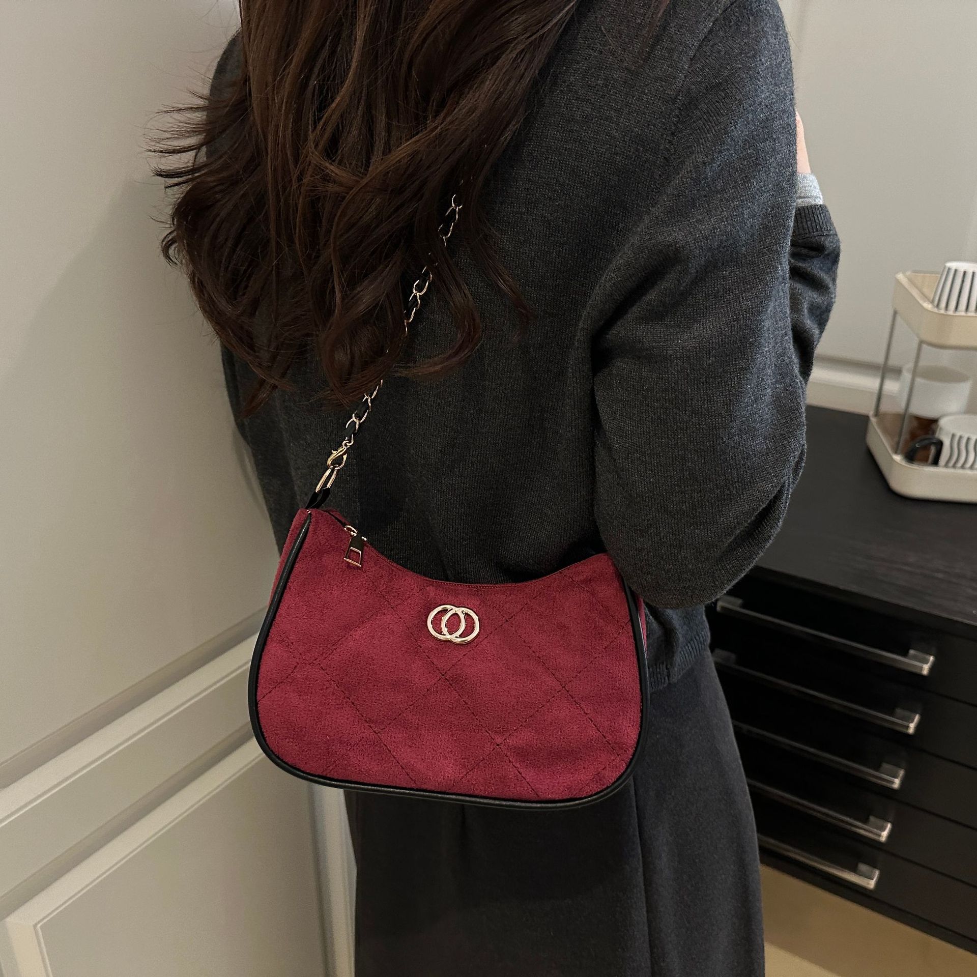 Retro Chain Ring Bag