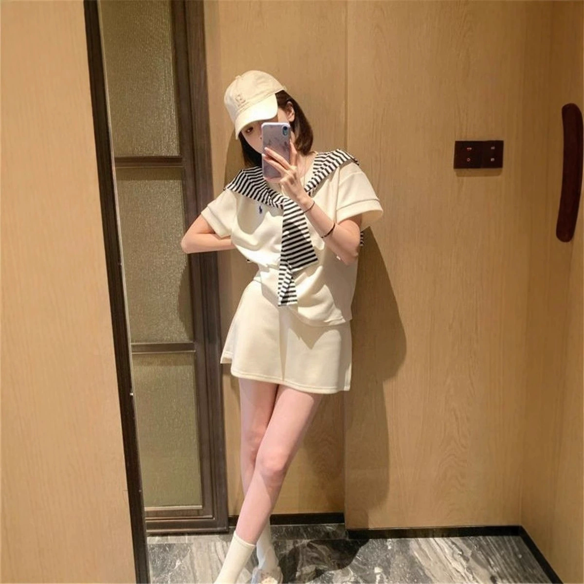 Внешняя торговля европейская повседневная мода спортивный костюм женский летний свободный пони с короткими рукавами футболка бюст брюки юбка из трех частей