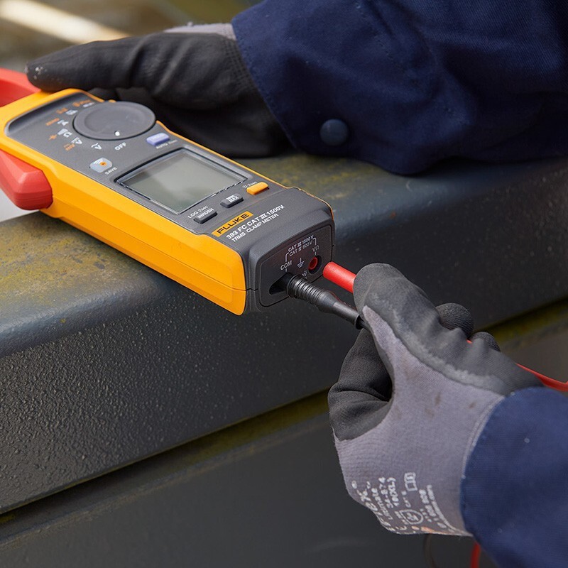 福禄克F393FC真有效值数字钳形表交直流光伏行业1500V直流电压