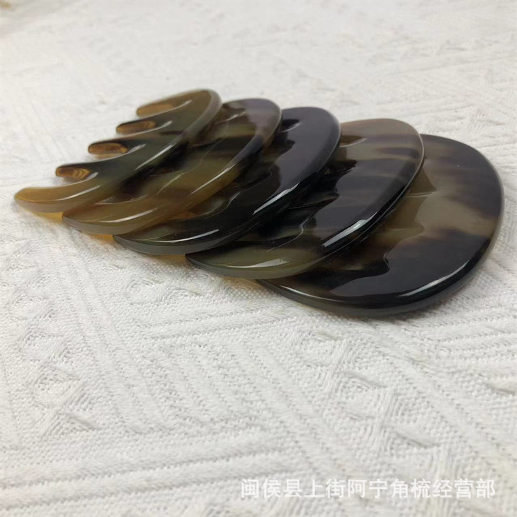 Natural Horn Five Tooth Comb Thickened Head Massage Comb for Scalp Care and Meridian Grooming key features