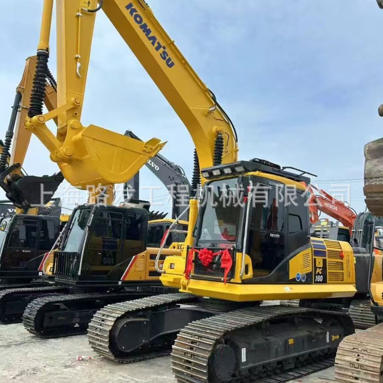 Venta Komatsu PC160LC - -8 excavadora de segunda mano camión de movimiento de tierra puro envío gratuito