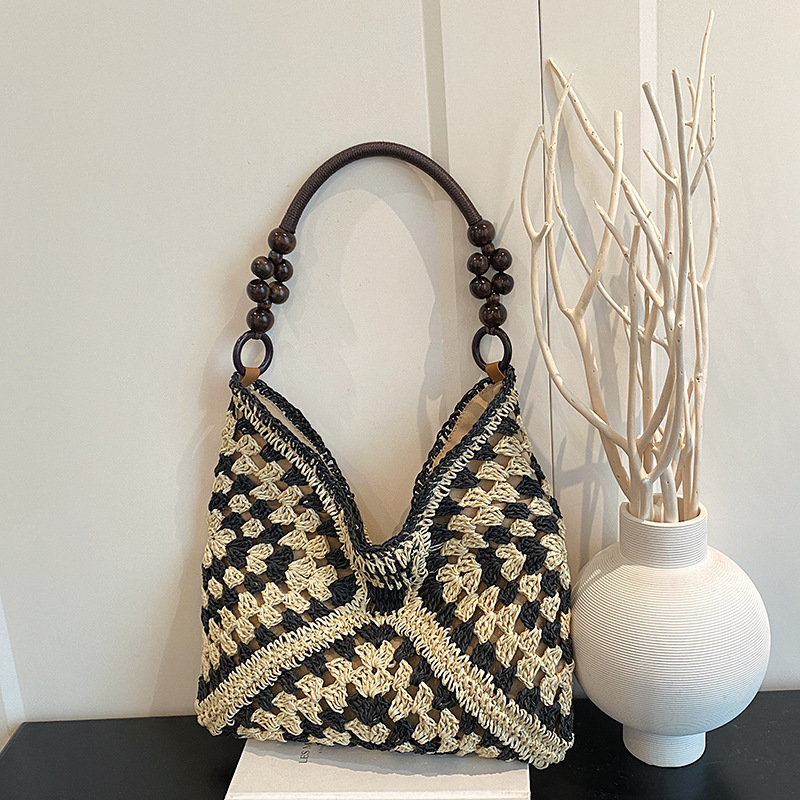 Summer Straw Tote Bag For Beach Vacations With Beaded Details_voghion.com