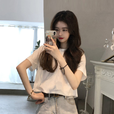 Summer Korean Style 2026 New White Slim-Fit Short Crop Top for Petite Women, Short-Sleeve T-Shirt for Female Students