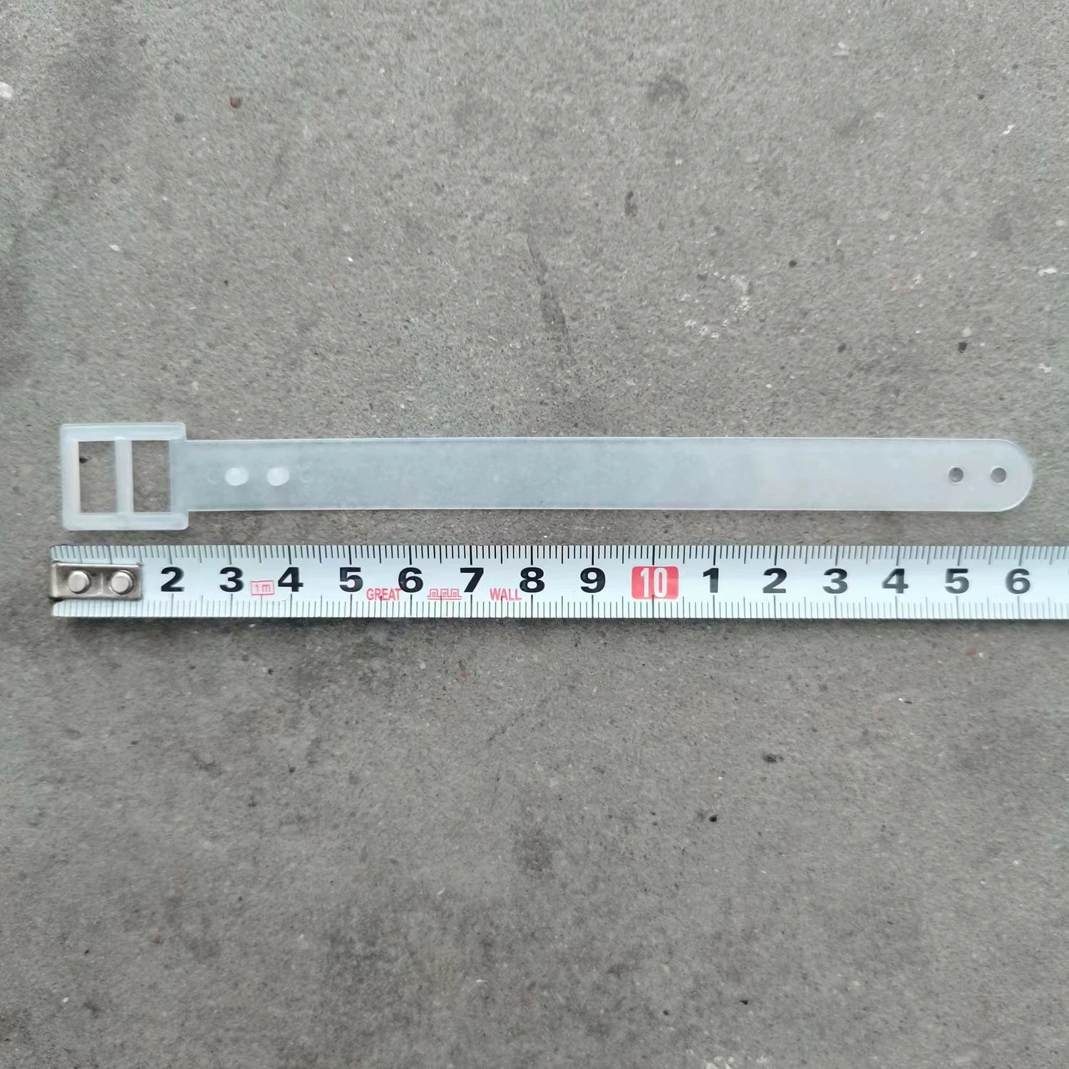 Багажная бирка с пластиковой биркой