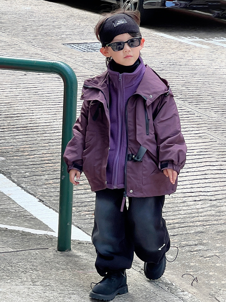 McCoy children's clothing children's coat 2024 winter new Korean version of the big boys and boys three-proof outdoor assault clothing tide