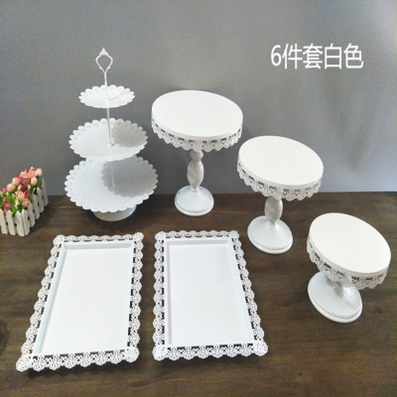 Postre de boda de oro Adornos de mesa Soporte de pastel de estilo europeo Accesorios de boda Bandeja de pastel de encaje Soporte de punto de hierro 12 piezas