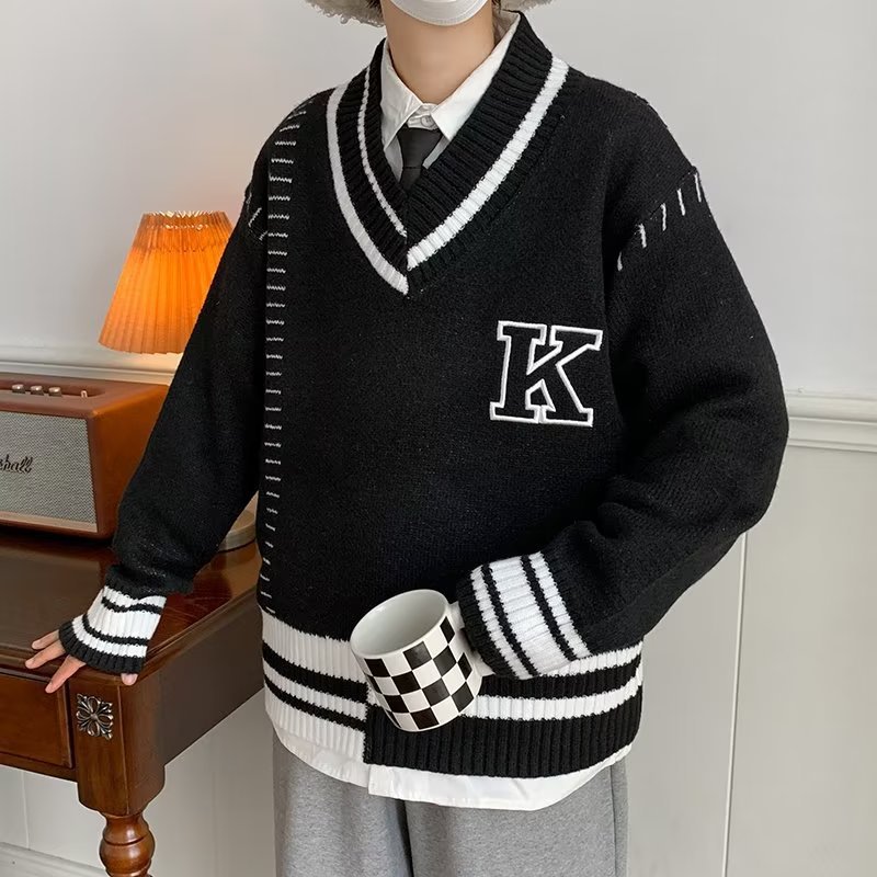 Sweater Image 3