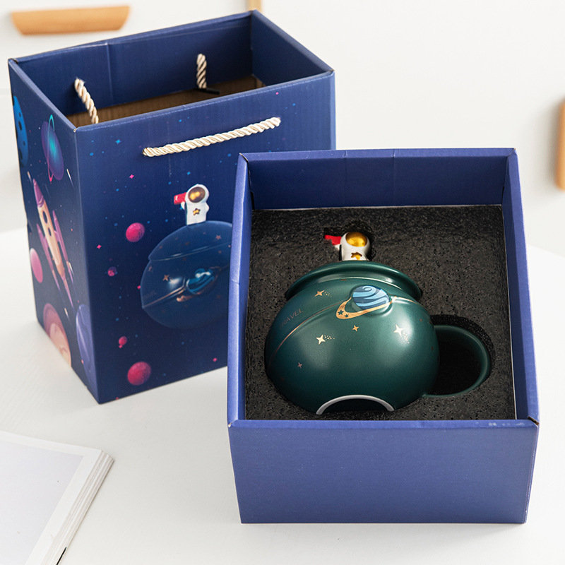 Astronauta creativo Astronauta Planet Taza de cerámica Taza de café Taza de agua de oficina Juego de caja de regalo