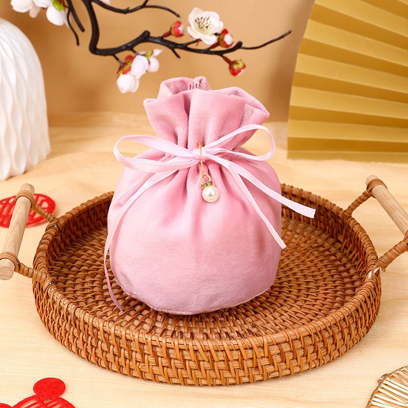 ウェディング用品結婚の新型砂糖袋喜糖箱結婚式のシルクの布袋のアイデア喜糖袋のお土産卸売り|undefined
