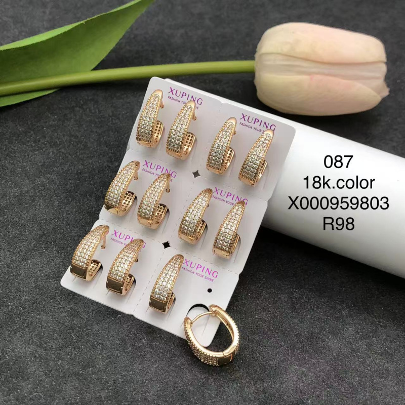 Pendientes de aro Xuping transfronterizos rusos de 18k con incrustaciones de diamantes, joyería de lujo ligero de alta gama al por mayor para mujer.