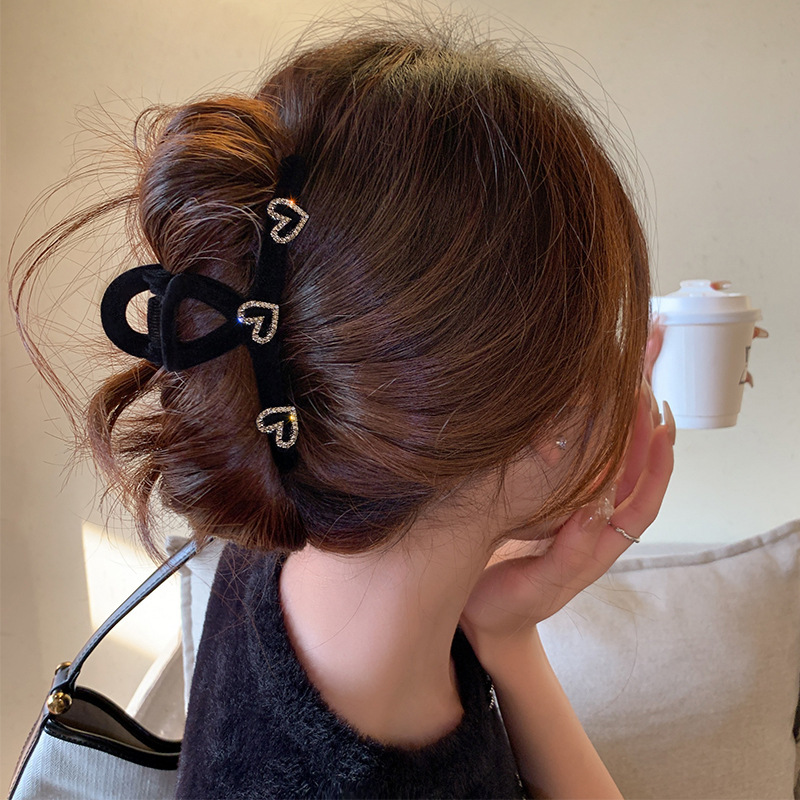 Rhinestone Love Clip 2
