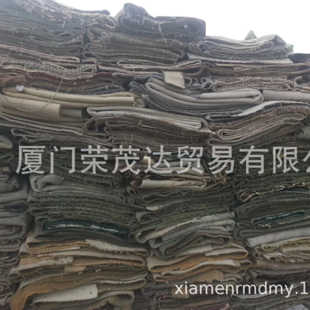 惠州河源旧地毯出售厚8毫米二手地毯 保护一次成型水泥地面用厚毯