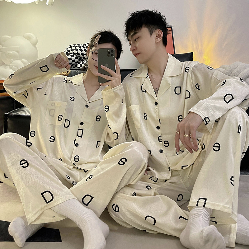 Pijamas de pareja de alto grado primavera y otoño seda de hielo manga larga celebridad de Internet 2023 Nuevo más tamaño ropa de hogar de seda para hombre invierno
