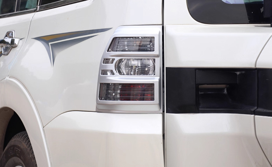 Suitable for Mitsubishi Pajero Rearview Mirror, Door Handle, Rain Shield, Fog Lamp Cover, Tail Light Cover, Door Edge Strip