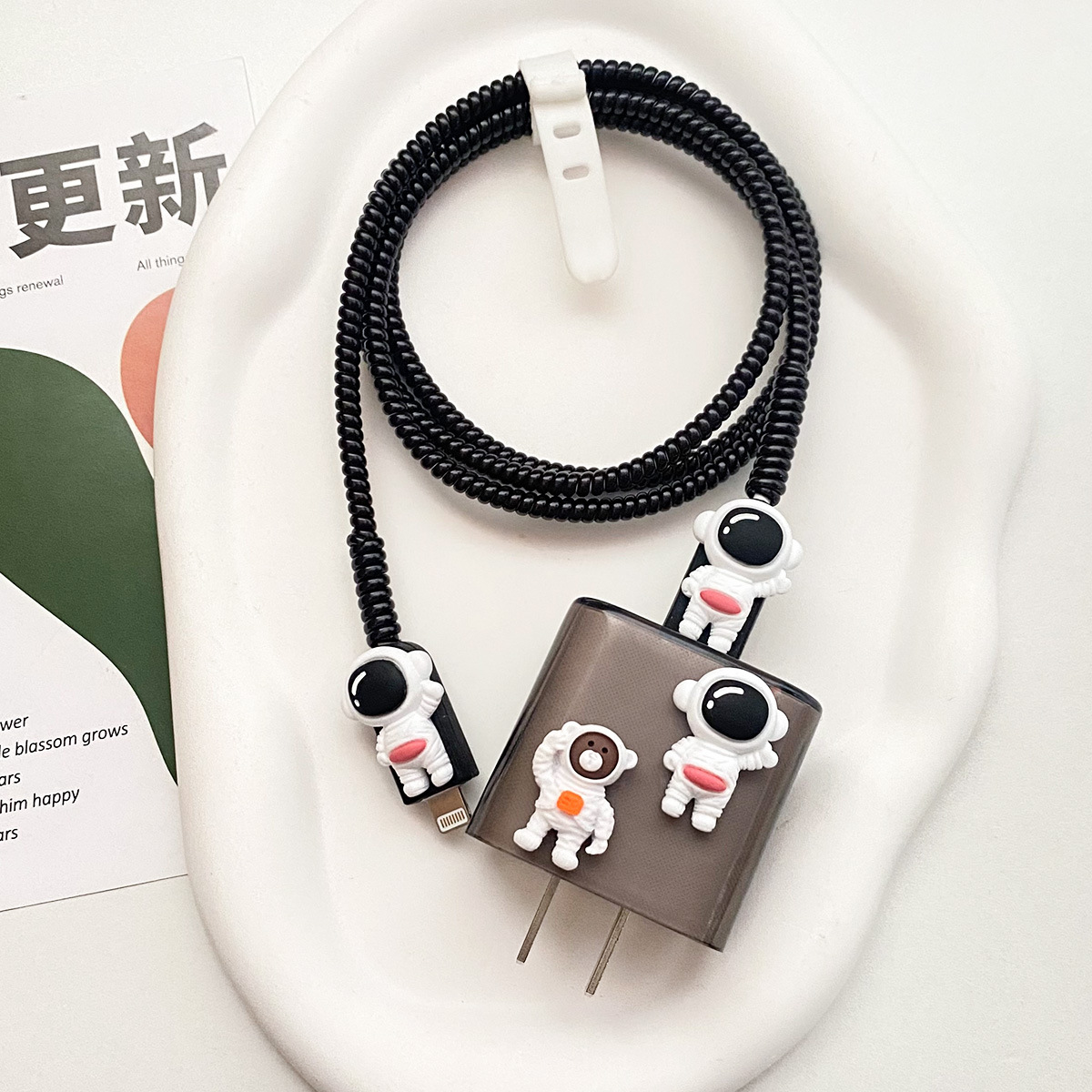 Aplicable a la cubierta protectora del cable de datos iPhone13/14/15 cubierta protectora estándar europea y americana de Apple 20W cargador