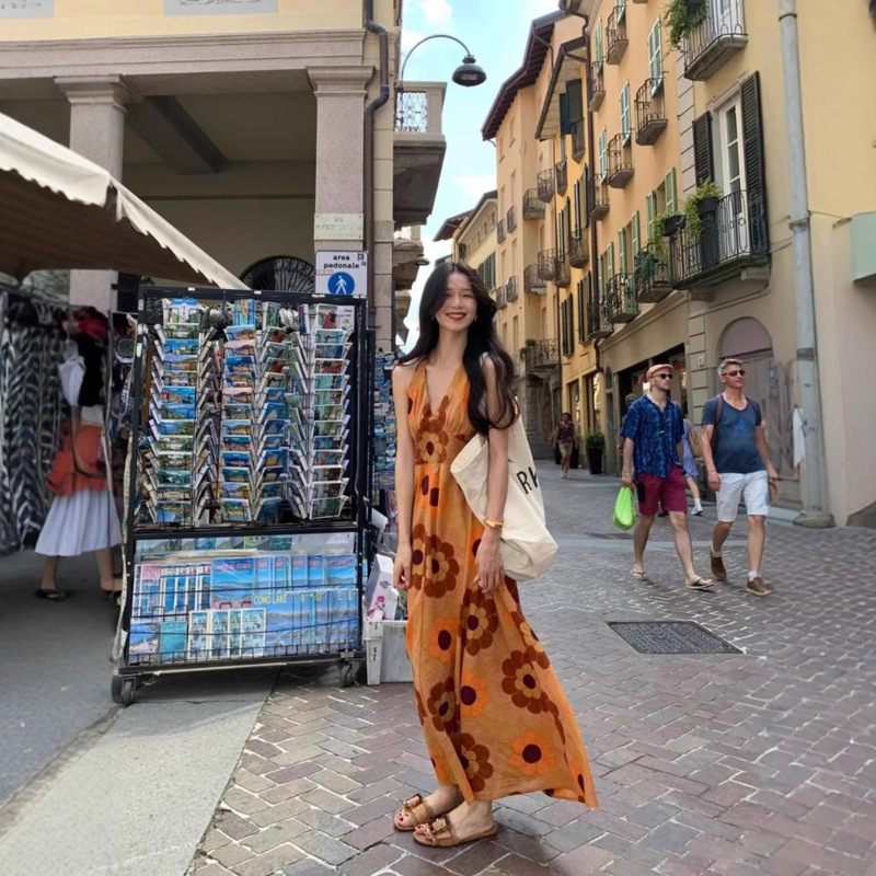 Suitable for Traveling to Thailand to Wear Seaside Holiday Elegant Printed V-Neck dress Bohemian Beach Dress for Summer