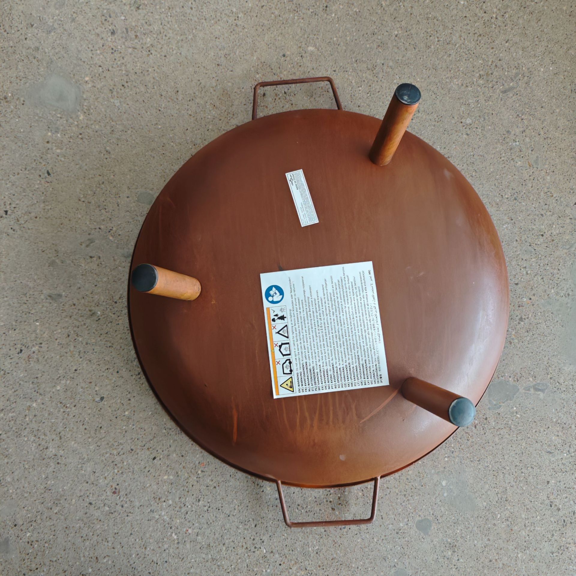 Fabricante recto de madera resistente a altas temperaturas al aire libre barbacoa calentador creativo no se pierde laca quemando la olla de fuego en stock