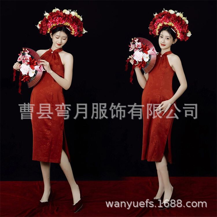 Photo Studio pregnant women's big belly photo flower photo theme red cheongsam personality retro pregnant mom indoor dress photo Photo Studio pregnant women's big belly photo flower photo theme red cheongsam personality retro pregnant mom indoor dress photo