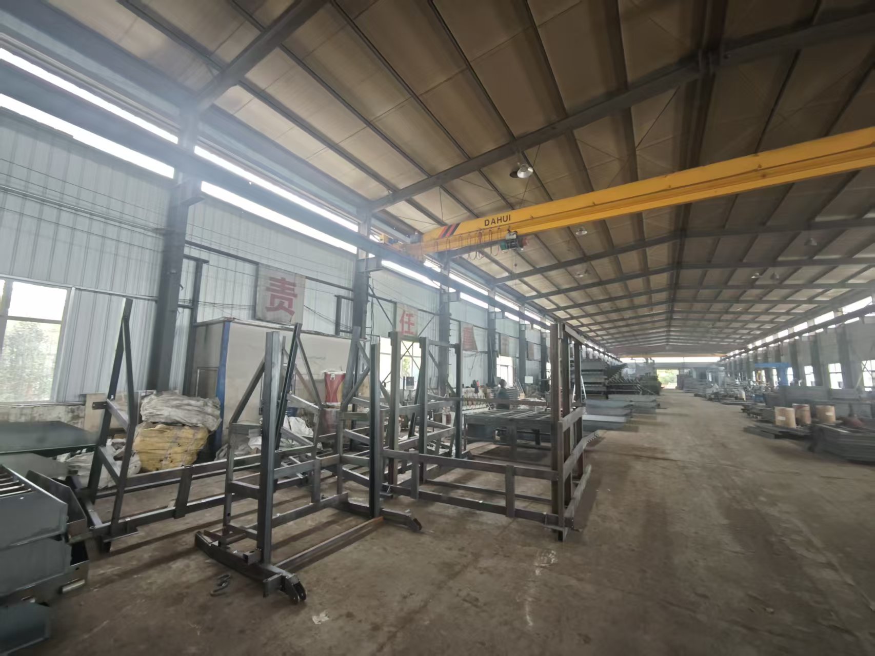 Electric Three-Wheel Scissor Lift Indoor and Outdoor High-Altitude Work Climbing Vehicle Street Light Maintenance Mobile Lifting Platform