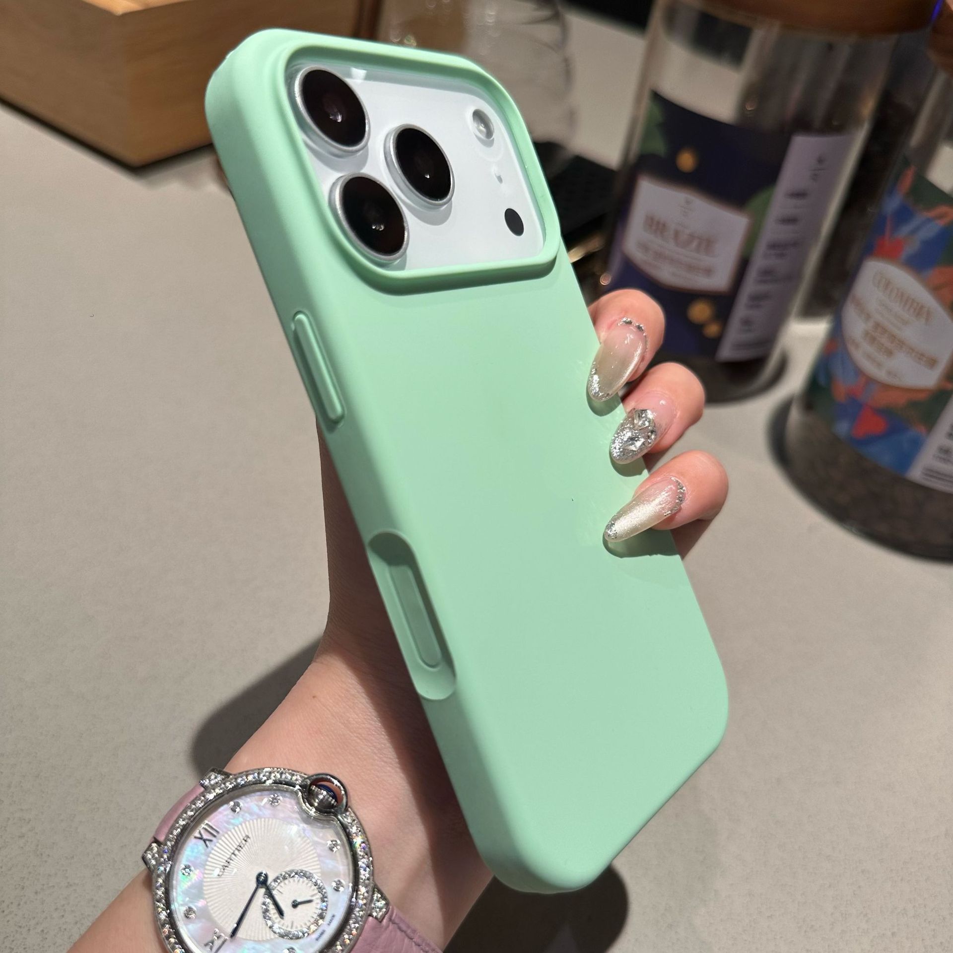 Aplicable a Apple 17 Pro agujero grande piel líquida caja de teléfono móvil todo incluido Ai botón iPhone16 cubierta de protección a prueba de caídas