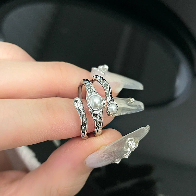 Chain from pearl, small design fashionable ring