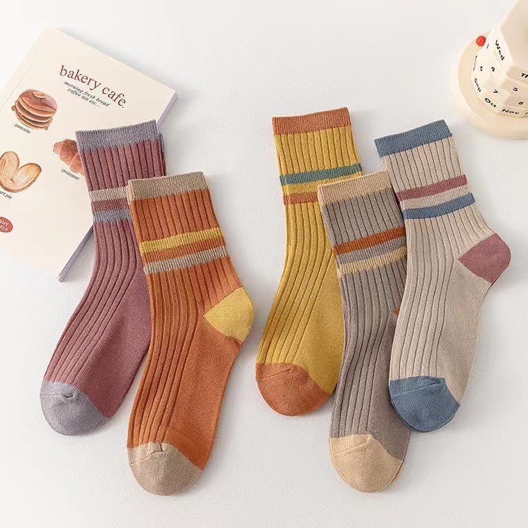 New double needle striped socks for women spring autumn cotton mid-tube socks winter wholesale stockings matching color day women