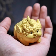 黄楊木の実木の彫刻が好きです。