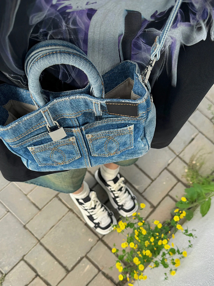 Internet celebrity's same style denim fashionable and casual versatile handbag, personalized commuting shoulder_voghion.com