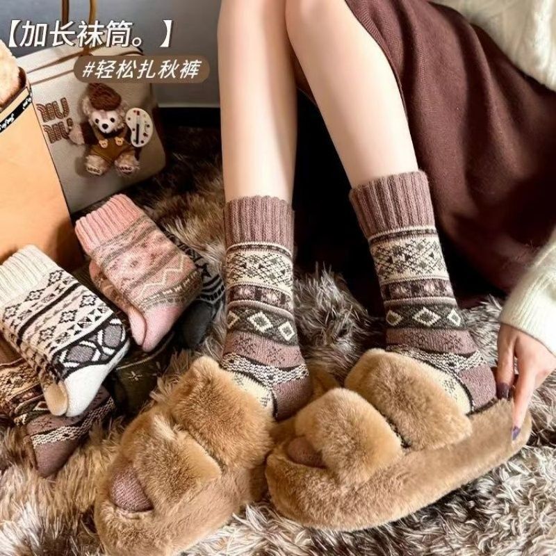 Winter Wool Socks, Thickened Socks, Retro Ethnic Style Couple Style Warm Mid-Calf Terry Socks